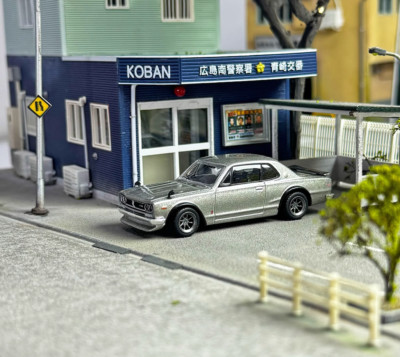 Tarmac 1:64 JDM Skyline 2000 GTR KPGC10 Sports Model Diecast Metal Car