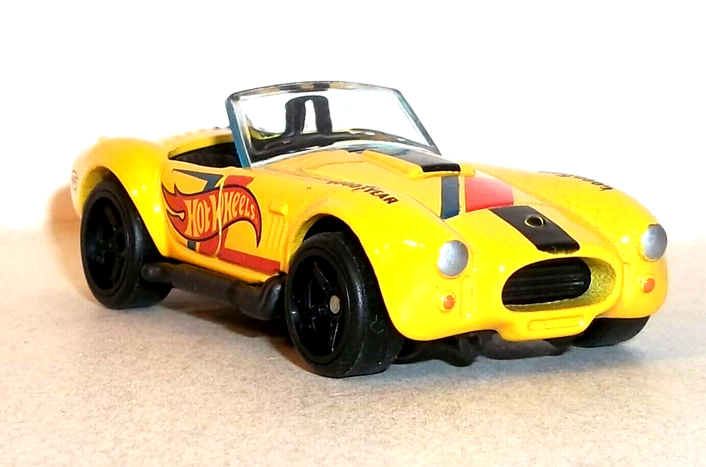 〈Hot Wheels〉SHELBY COBRA 【未使用品】 s-l400.jpg