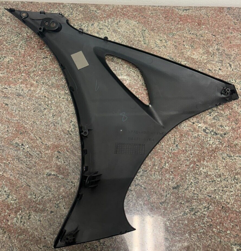 17-26 SUZUKI GSXR1000 RIGHT MID UPPER SIDE FAIRING-BLACK (CRAKED