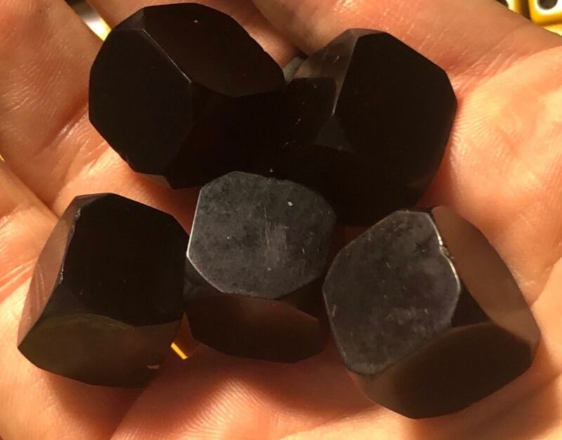 Dark cherry faturan bakelite cube 5 piece lot for dice or prayer beads 122022cAE