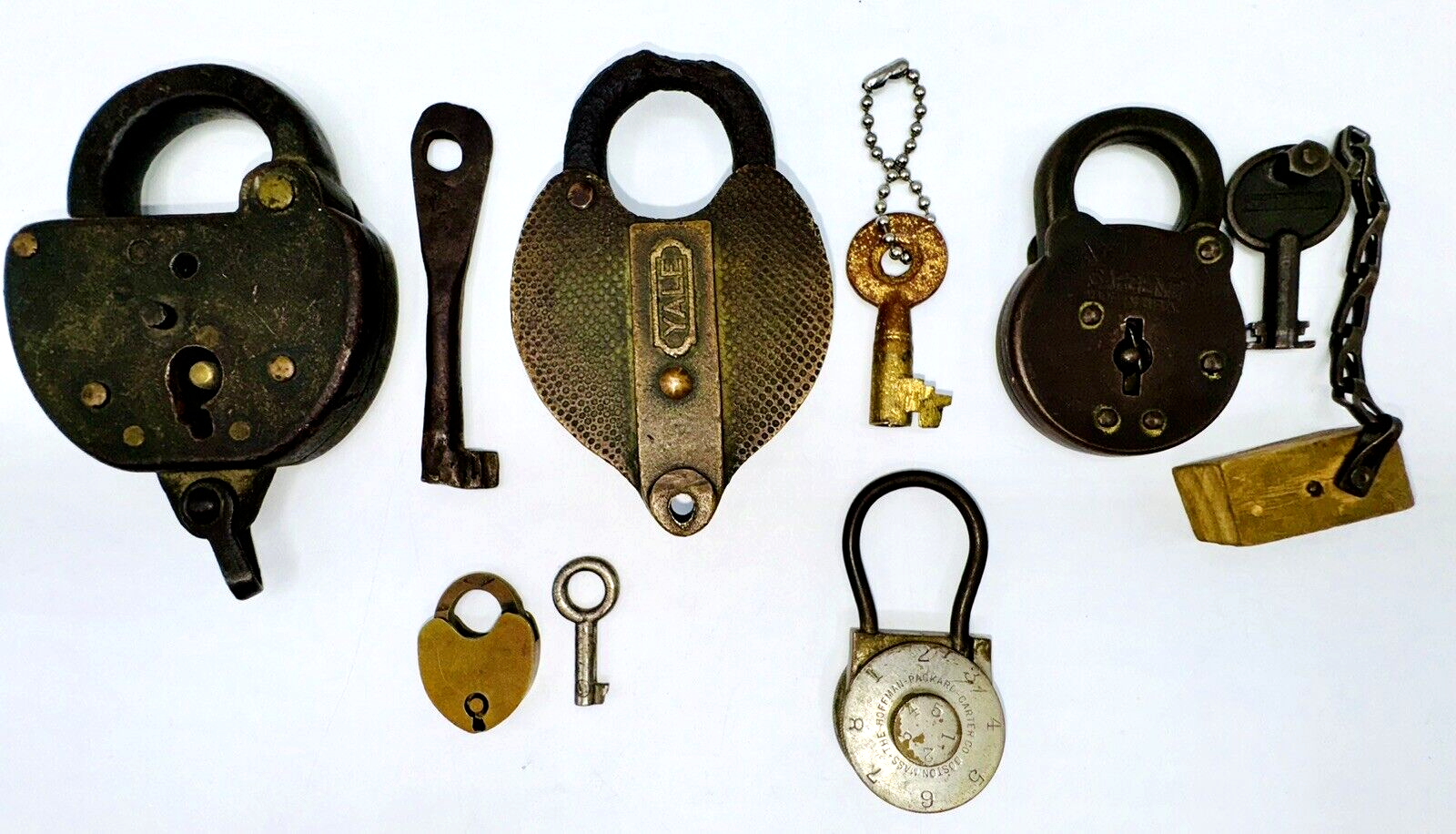 Antique YALE Y&T TOWNE MFG. CO. Brass PadLock w Keys Sargent