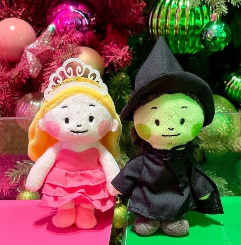 韓国　WICKED  ウィキッド 위키드 キーリング 映画 Wicked ウィキッド 韓国限定 ぬいぐるみ キーリング - メルカリ