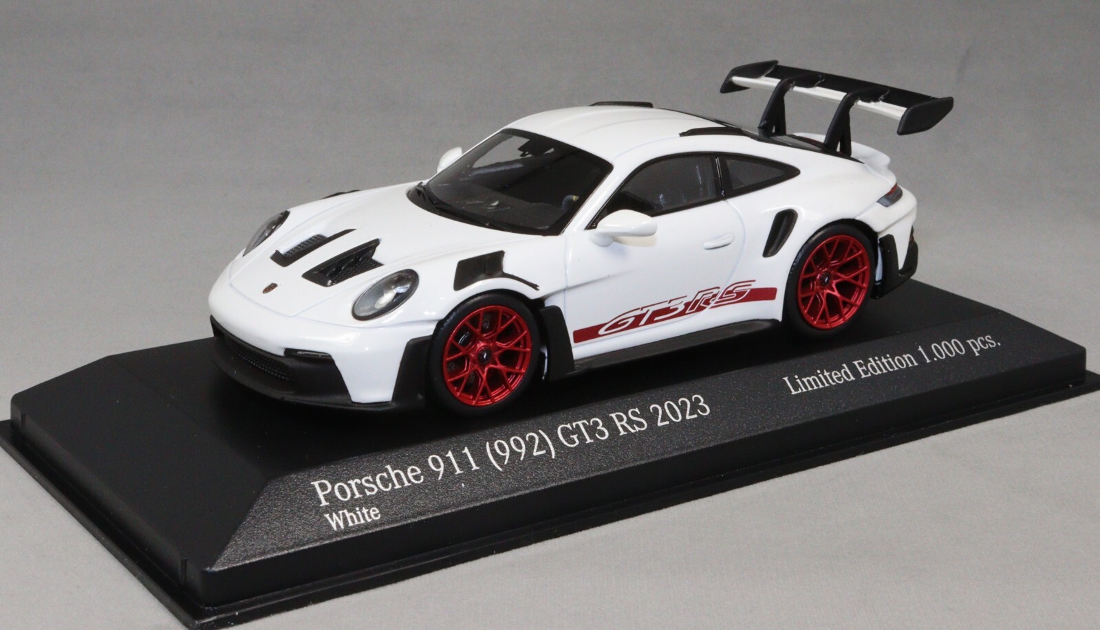Minichamps Porsche 911 992 GT3 RS in White w/Red Wheels 2023