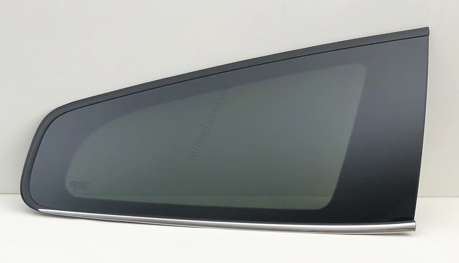 Passenger Quarter Window Glass Partial Chrome Molding For 09-17 Chevy Traverse