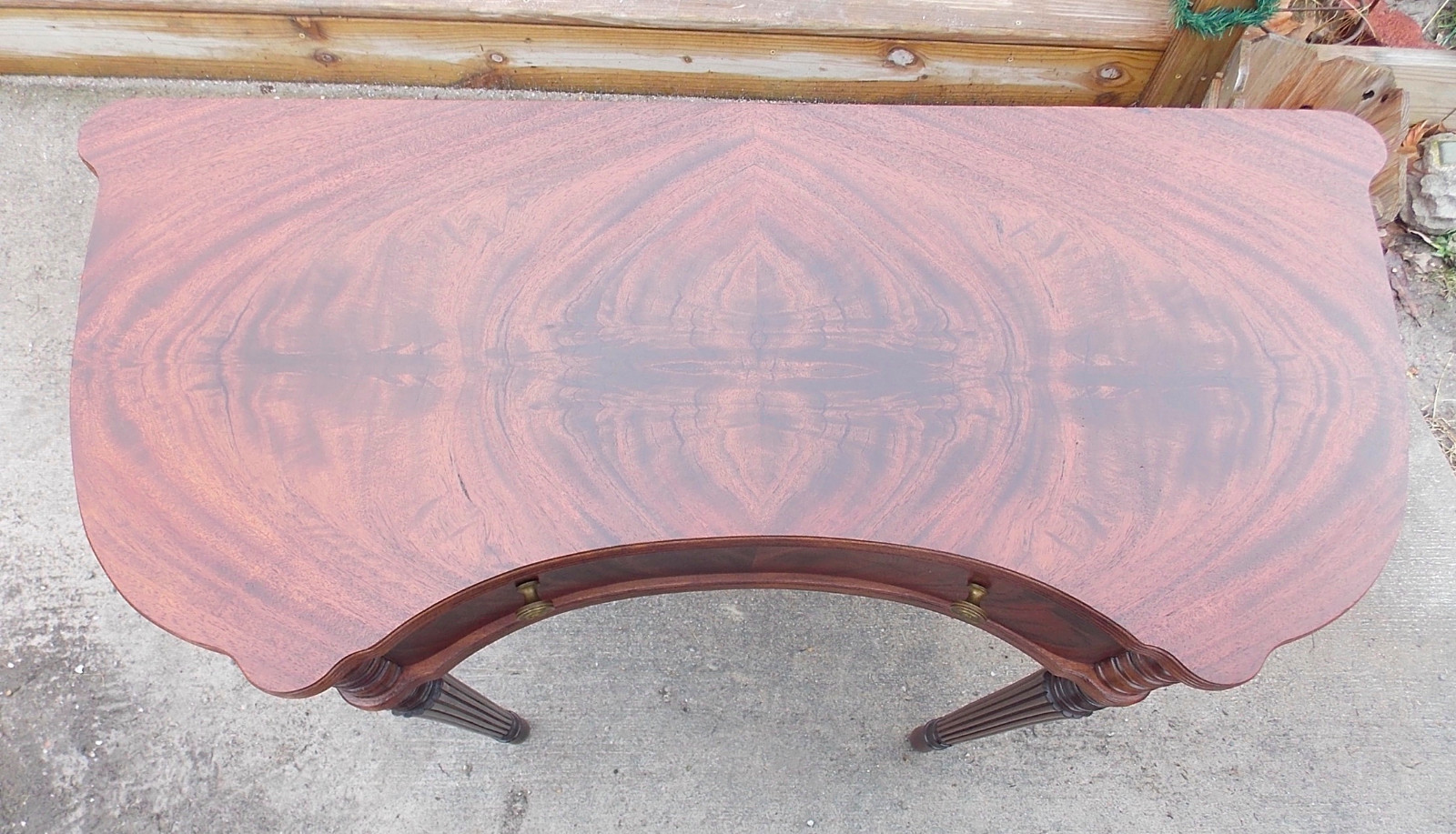 Rosewood Book Match Veneer Top Mahogany Entry Table   (BM-T778)