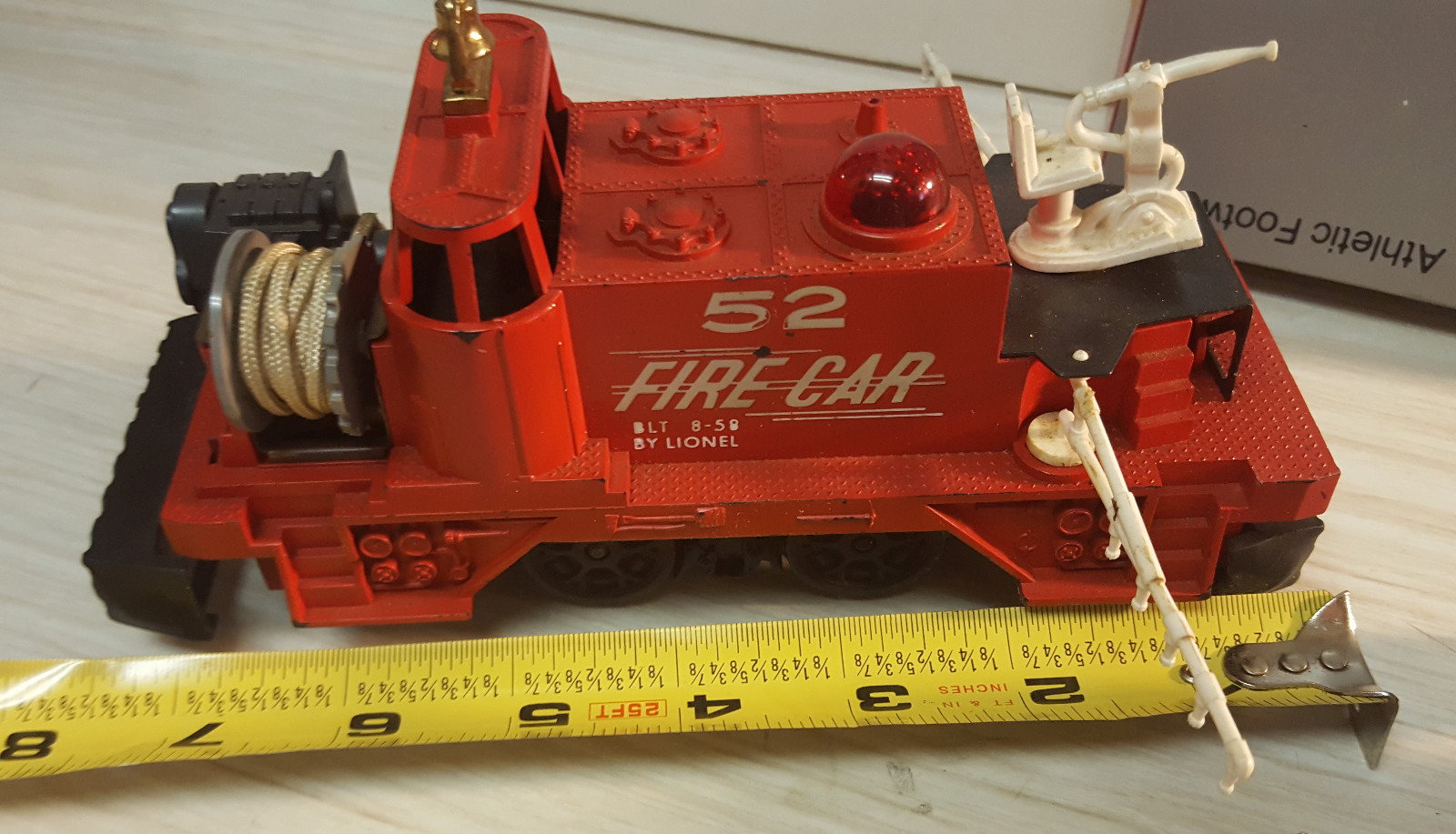 LIONEL NO. 52 FIRE FIGHTING MOTORIZED CAR &  VINTAGE LIONEL TRAIN No 50 GANG CAR