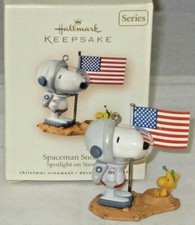 Hallmark SNOOPY ASTRONAUT Ornament Spotlight on Snoopy #10 2007 Spaceman MIMB | eBay