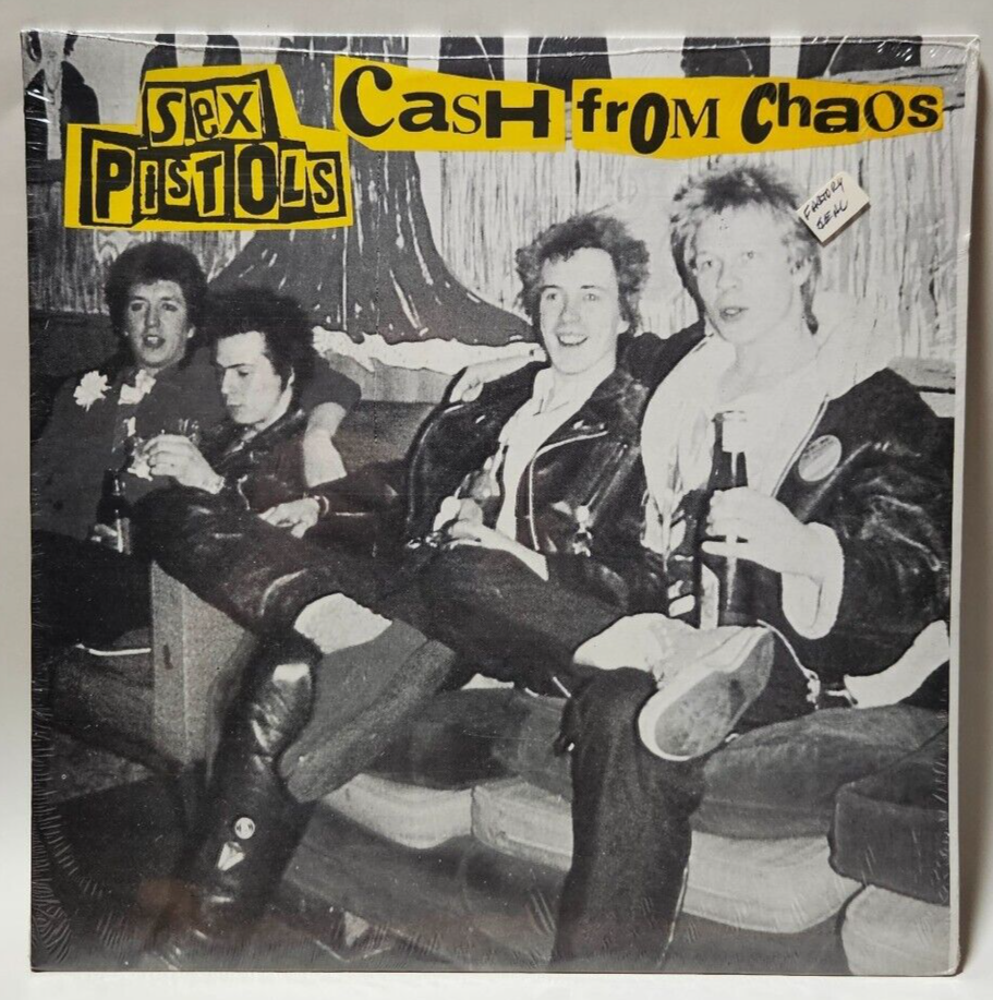 SEX PISTOLS CHAOS! 本 ザ・セックス・ピストルズ写真集 “CHAOS” / 監修：ボブ