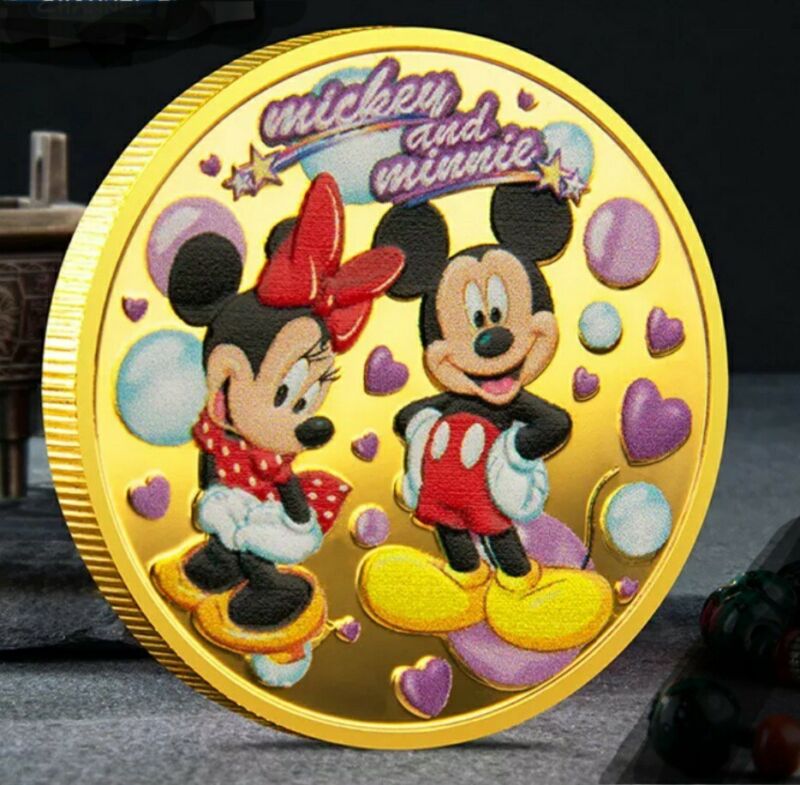 Disney Mickey and Minnie Mouse Commemorative Gold Plated Coin