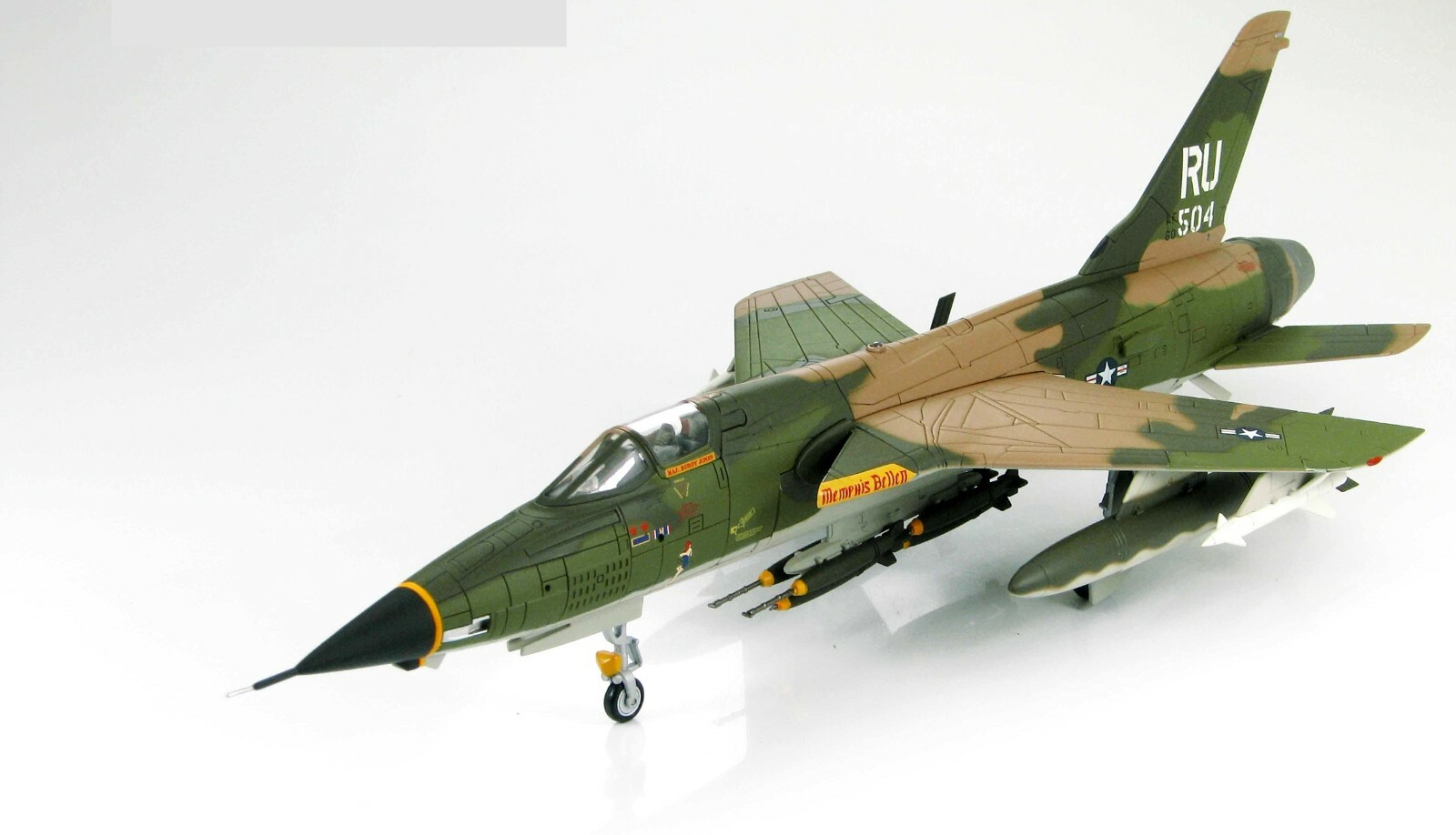 Hobby Master 1/72 F-105D Thunderchief, USAF 355th TFW, 357th