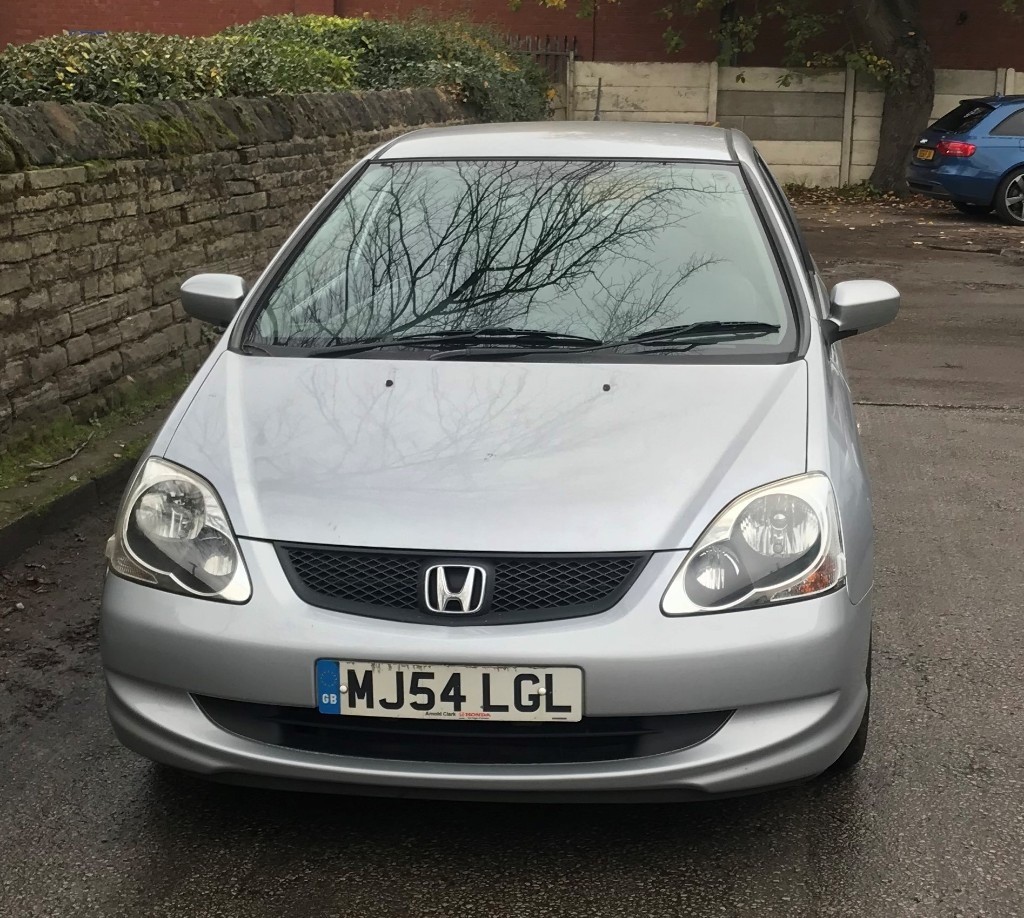 **REDUCED** Cheap Car, Long MOT, New Clutch, ** 2004 HONDA CIVIC ** Silver,  Manual, Service History,