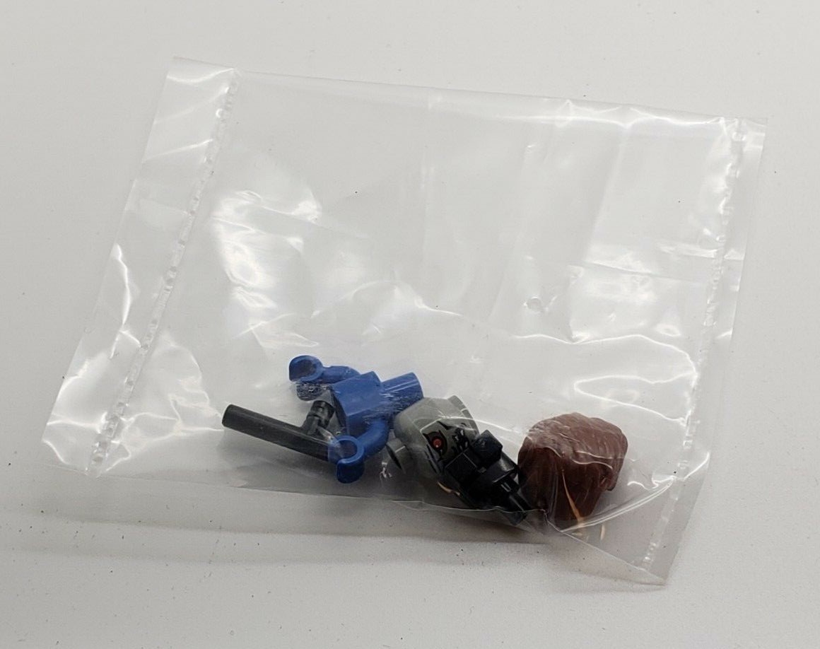 Kre-o Kreo Mini figure Cityville Invasion Chief Zito of Police Station Zombie