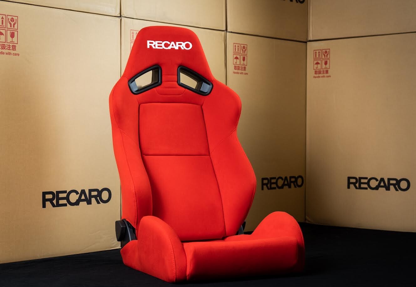 RECARO SR-7 KK100 Sport Seat Red Kamui | Driver Side RECARO SR-7 KK100 Sport Seat Red Kamui | Driver Side