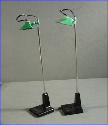 VINTAGE TWO TRIANG SCALEXTRIC SLOT CAR ARENA FLOOD LIGHTS