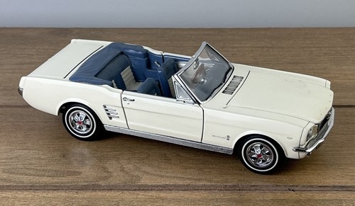 ダンバリーミント製　Danbury mint 1966年型　ムスタング　1/24 Danbury Mint 1966 Ford Mustang 1/24 Diecast | eBay