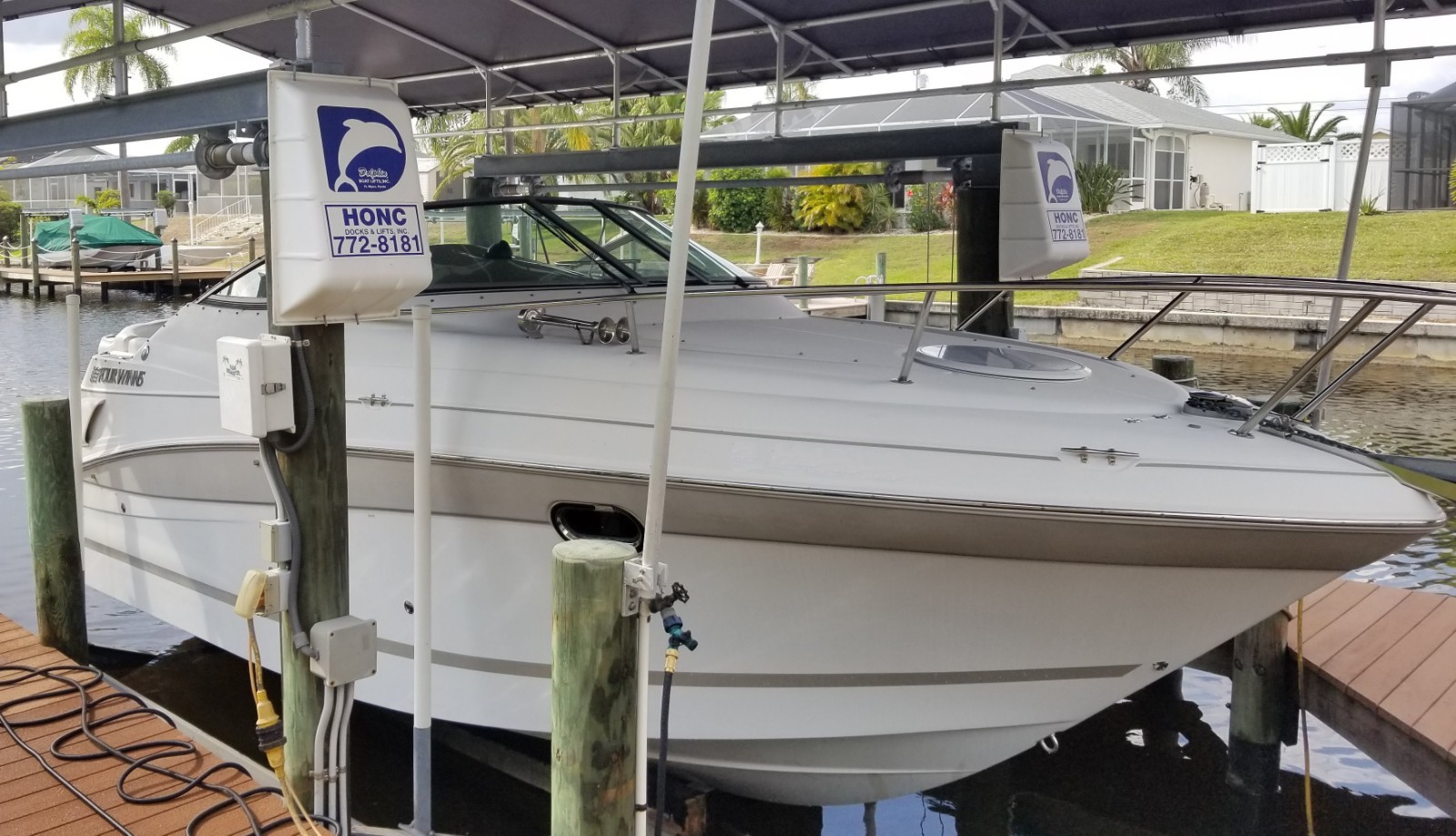 2005 Four Winns 248 Vista - 26' Cabin Cruiser - very low hours (less than 230)