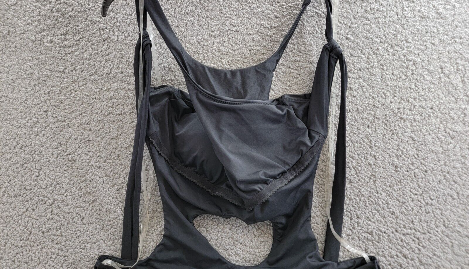 Red Carter Shine Solids Cutout Skimpy Fit One-Piece Swimsuit Women's XL Black - Picture 11 of 14