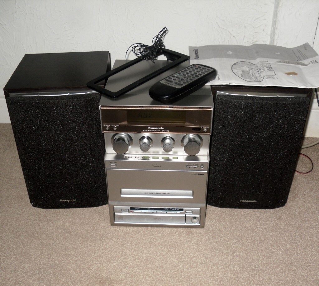 Vintage Panasonic CD Stereo System SCPM15 With Remote / Manual / AM FM