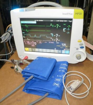 Philips IntelliVue MP30 patient monitor w M3001A NIBP SPO2 ECG