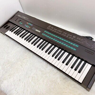 🎹 Yamaha DX7 Digital Synthesizer | Iconic FM Synth | Tested & Working Condition