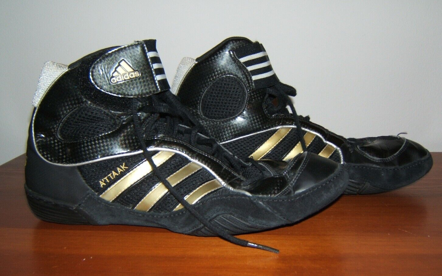 Adidas Attaak wrestling shoes size 10.5 VTG Black Gold eBay
