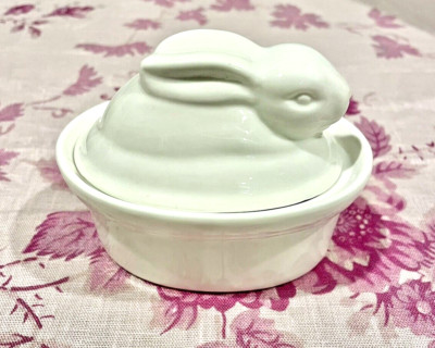 La Porcellana Bianca Mini White Porcelain Bunny Rabbit Dish Terrine Tureen New