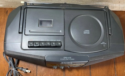 SONY BOOMBOX Ghetto Blaster CFD-V10 CD Player Cassette AM/FM Radio Mega Bass