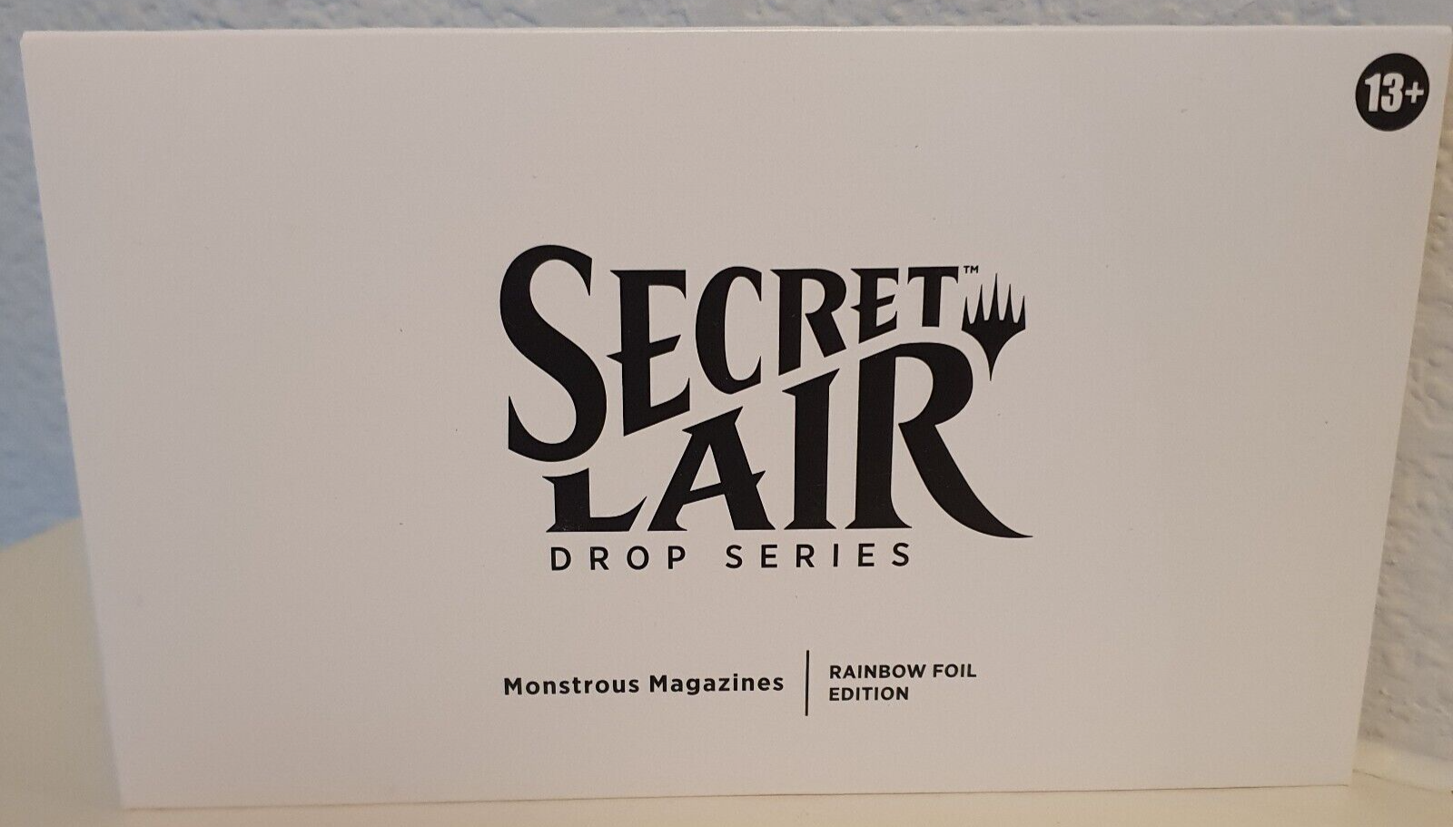 マジック：ザ・ギャザリング mtg Secret Lair Monstrous Magazines Foil Magic the Gathering Secret Lair Monstrous Magazines Foil