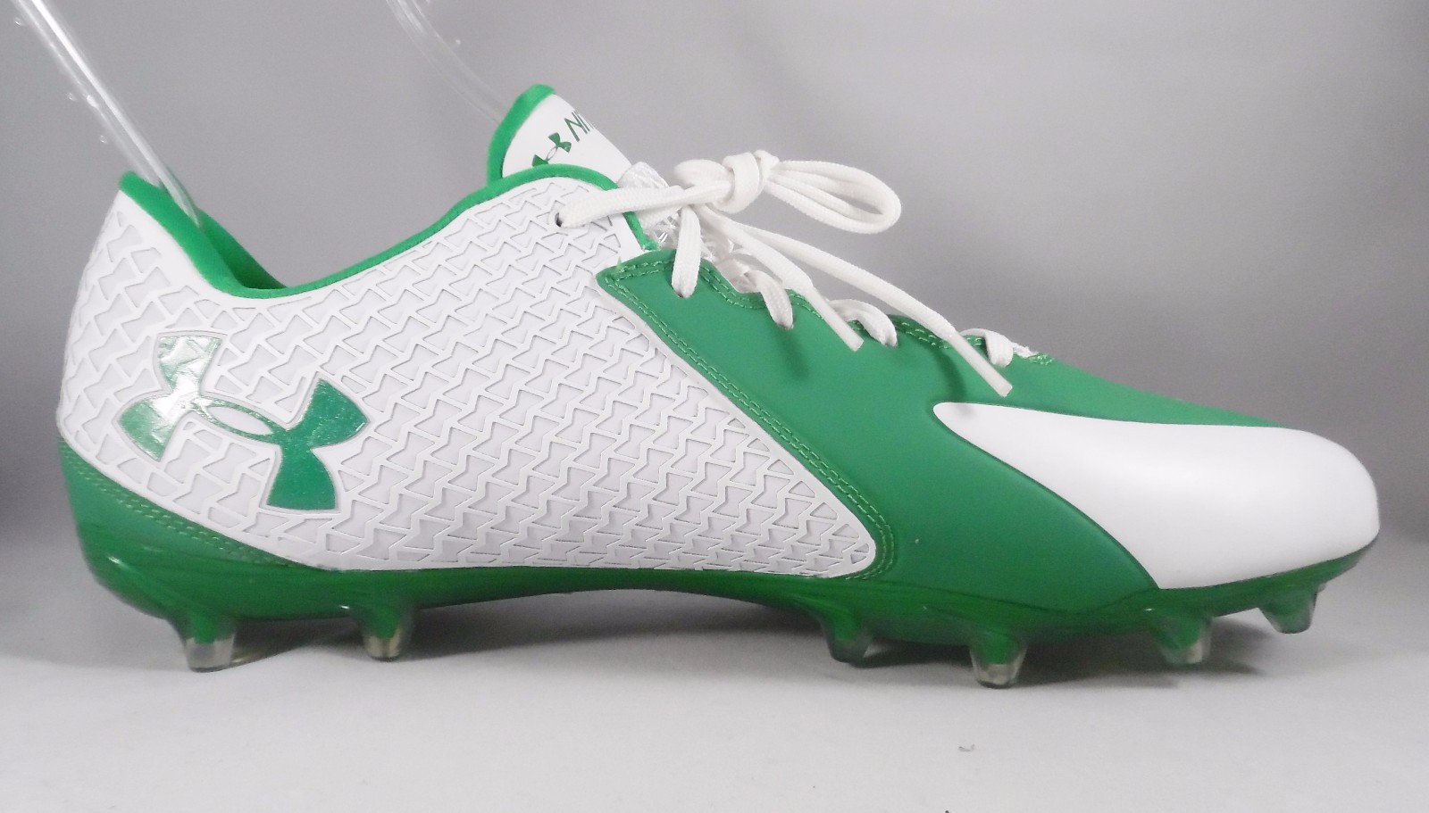 Under Armour mens white green low top football cleats clutch fit 4D size 14