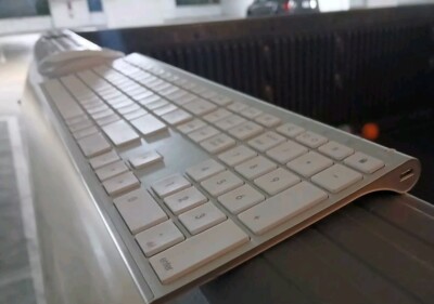 Macally Slim Wireless Keyboard and Mouse Combo for PC/Mac