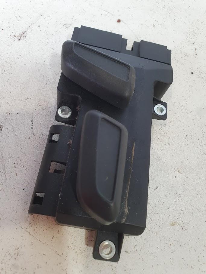 2010 Skoda Superb LHF SEAT SWITCH 8K0959747 3T 03/09-12/15 image 4