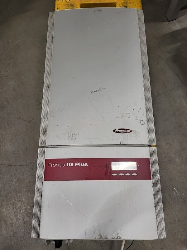 Ensemble D'Onduleurs Solaires Fronius Ig Plus 2lt-1 Et Ig Plus 60v-2...