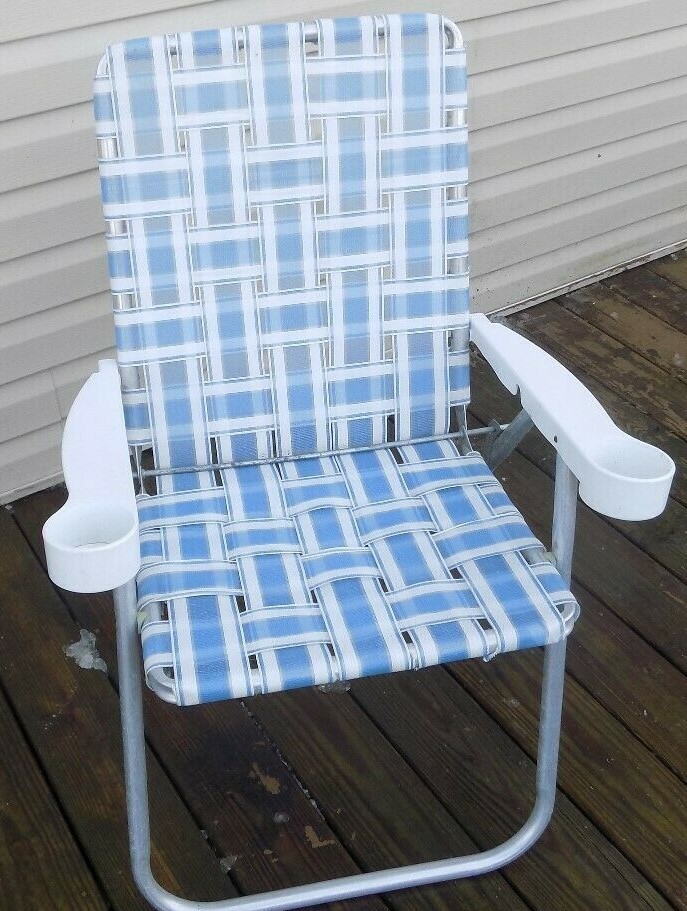 ALUMINUM ARM CHAIRS WITH PLASTIC CUP HOLDERS