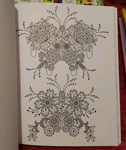 Crayola Elegant Escapes Coloring Book NEW from Hallmark Artists 80 Pgs