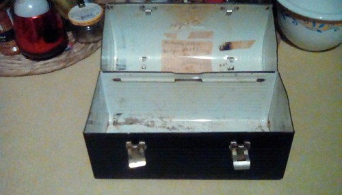 LUNCHBOX Aluminum Thermos Brand Metal Dome BLACK HANDLE BLACK metal!USED