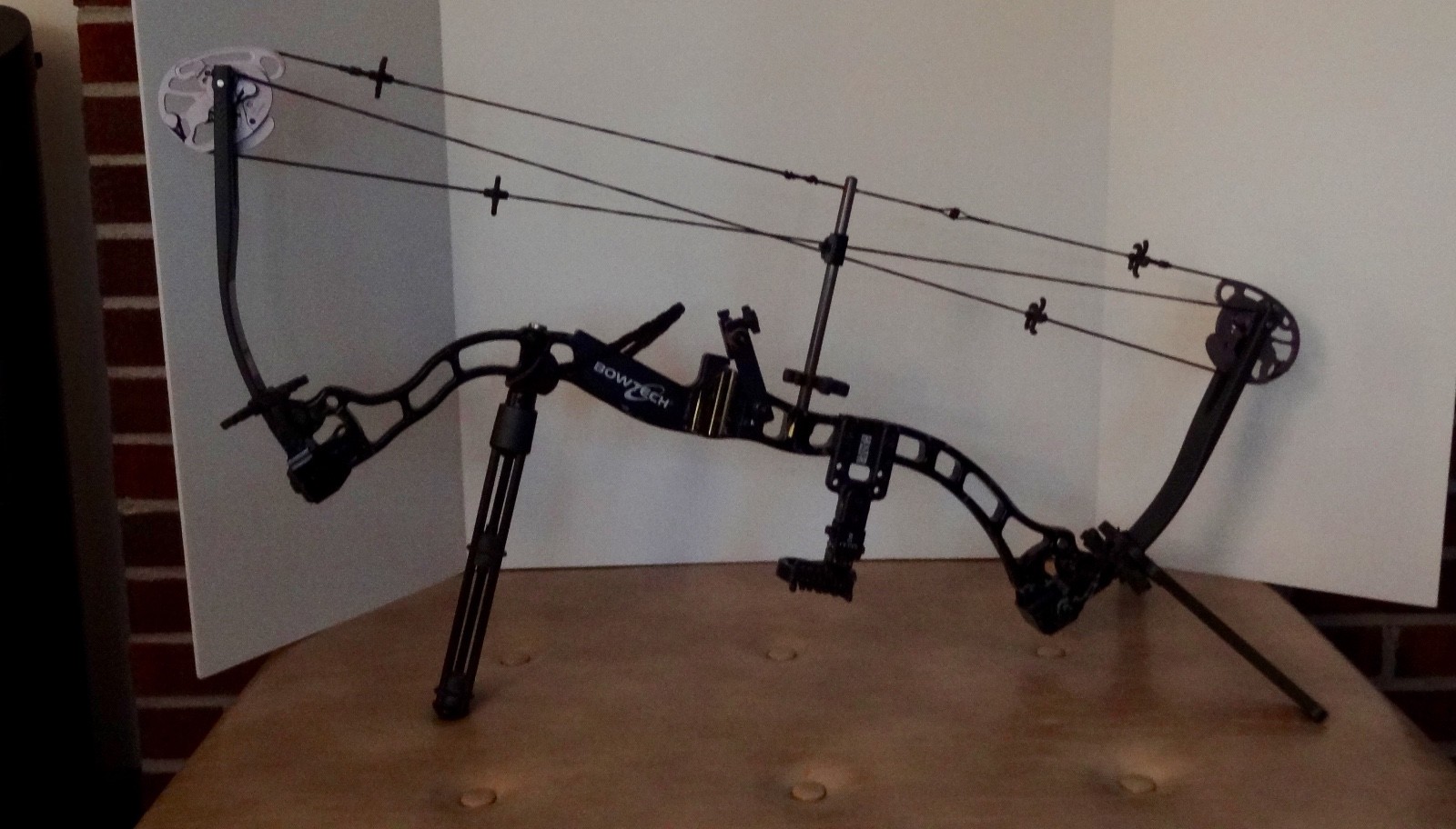 BOWTECH EQUALIZER BOW, Black Marble, Complete Set, Exc. Condition, Rarely Used