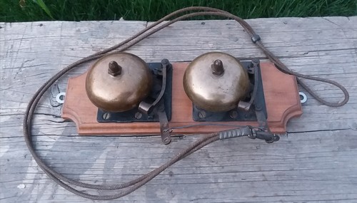 UNIQUE ANTIQUE DOUBLE MECHANICAL PULL STRING BUTLER SERVICE DOOR BELL