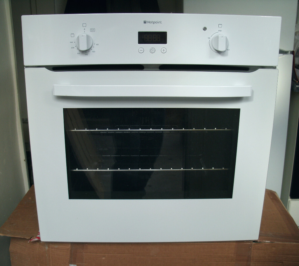 White Hotpoint Integrated, Built in Electric Oven in Shildon, County