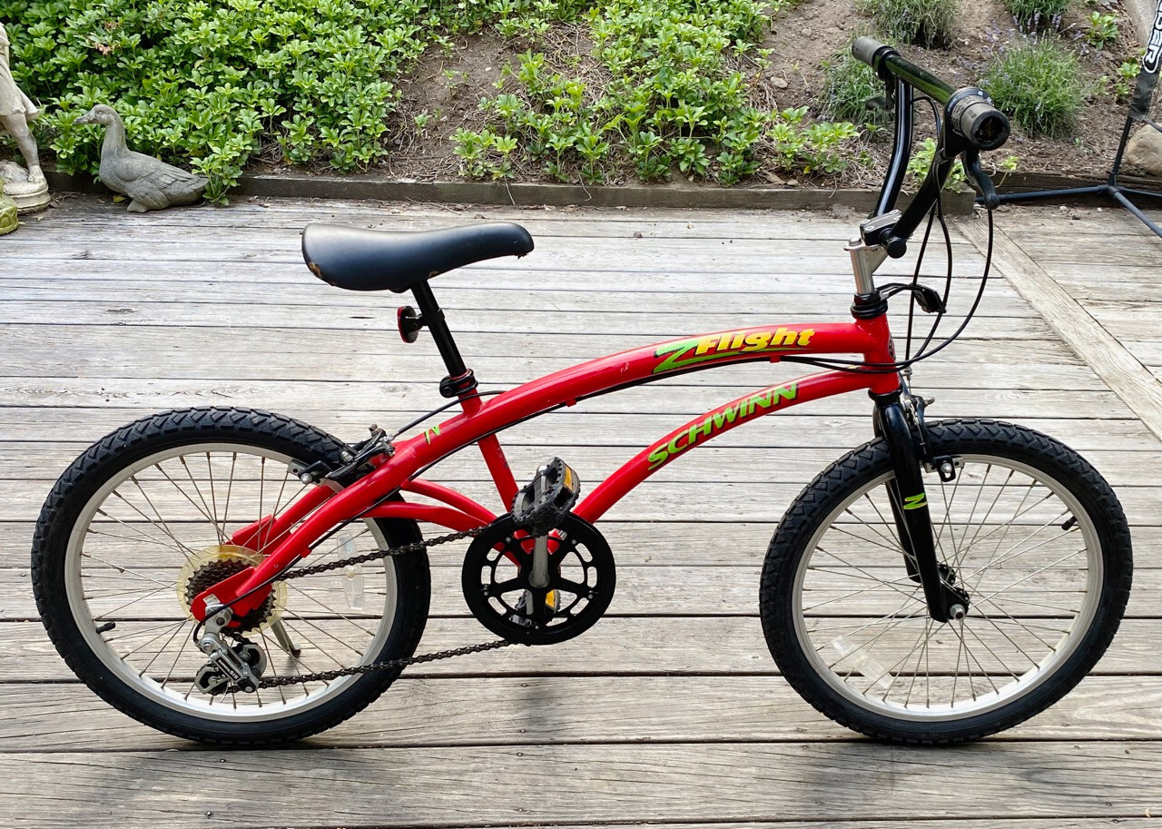 Vintage SCHWINN Z Flight BMX Bike. Shimano SIS Unusual Frame Vintage SCHWINN Z Flight BMX Bike. Shimano SIS Unusual Frame