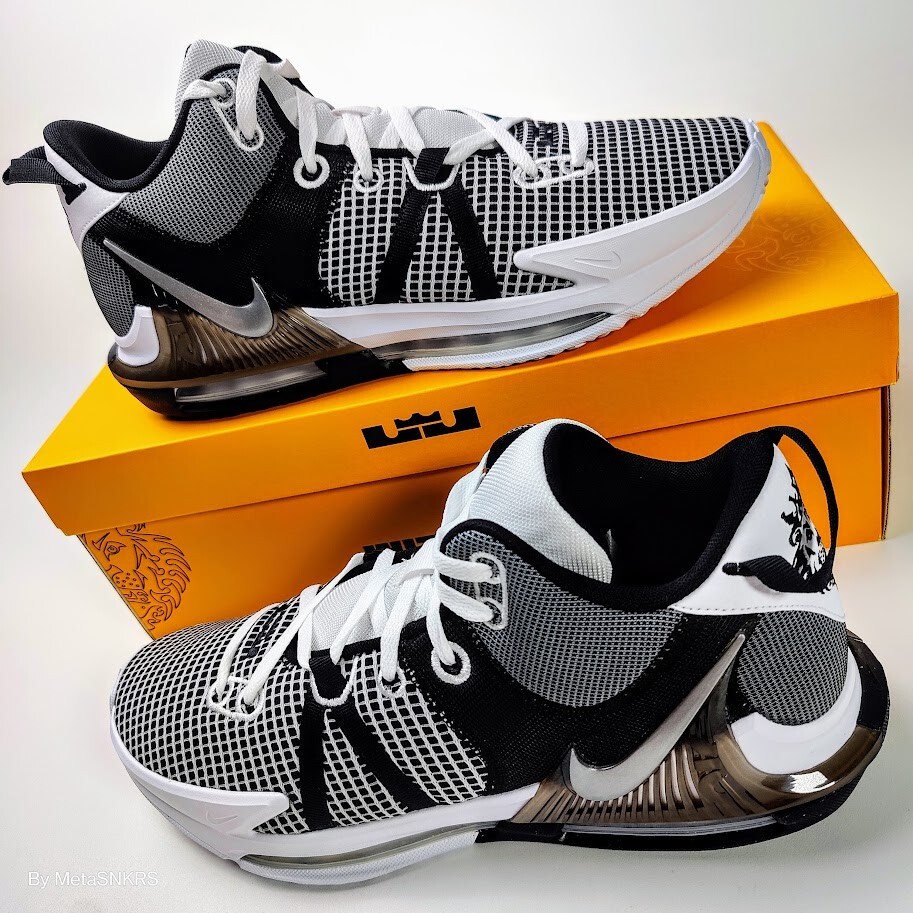 Lebron Witness 7 Men US 13 Black White Metallic Silver Nike 