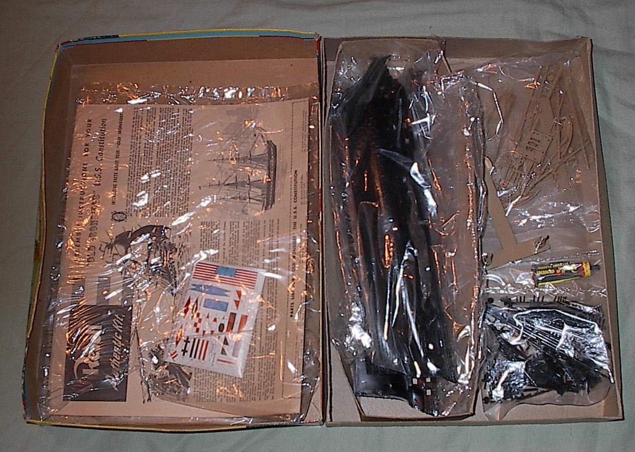 1955 REVELL MODEL KIT- U.S.S. CONSTITUTION 