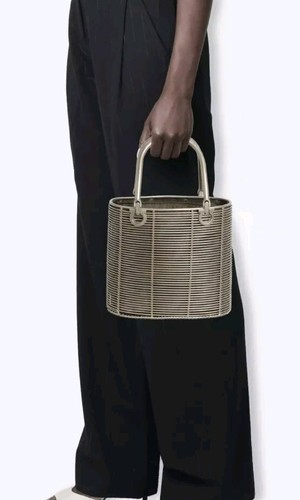 【SALVATORE FERRAGAMO】GANCINI BUCKET BAG $_12.JPG?set_id=880000500F