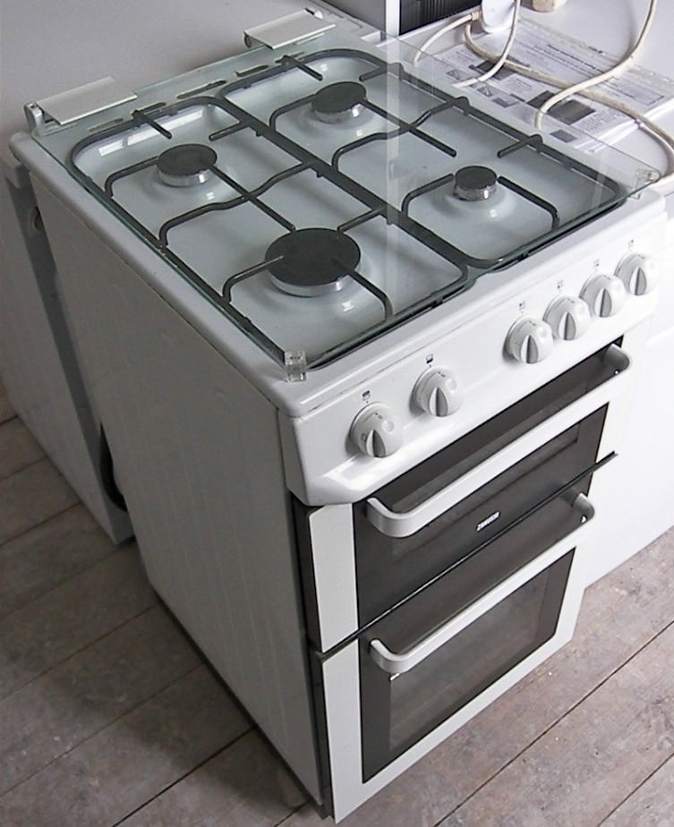 Zanussi ZCG563FW 50cm Wide Freestanding Gas Cooker (Gas Hob & Gas