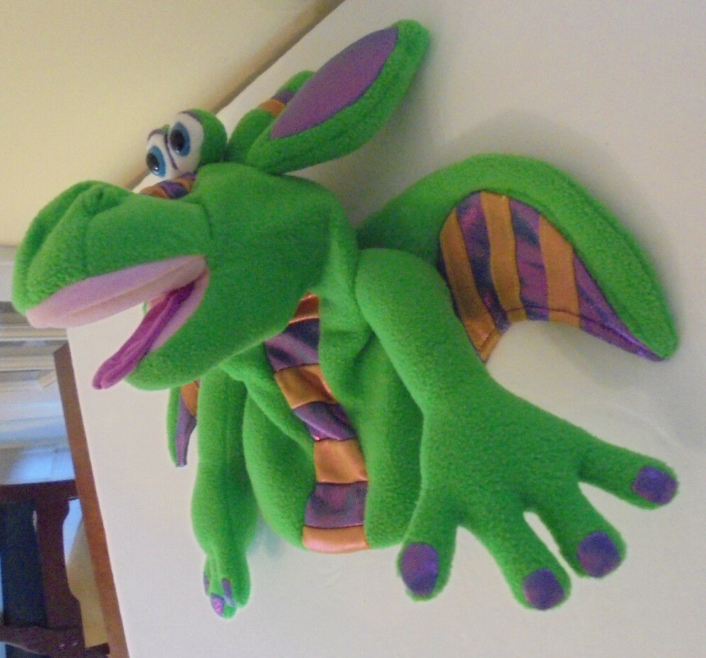 Smoulder The Dragon Puppet Melissa & Doug 3908