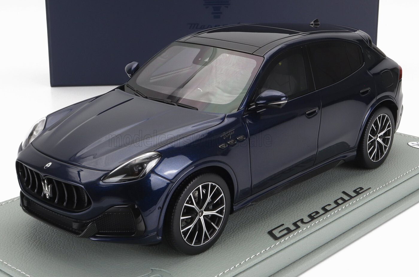 Maserati マセラティ レヴァンテ 1／18 フィギュア imgrc0122301533.jpg