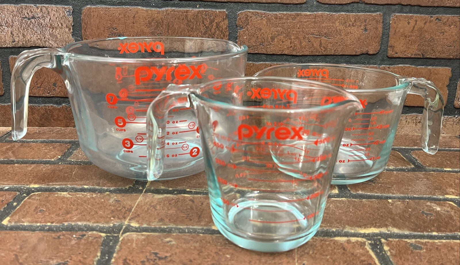 Pyrex 3 Piece Glass Measuring Cup Set, Includes 1-Cup, 2-Cup, and 4-Cu —  CHIMIYA