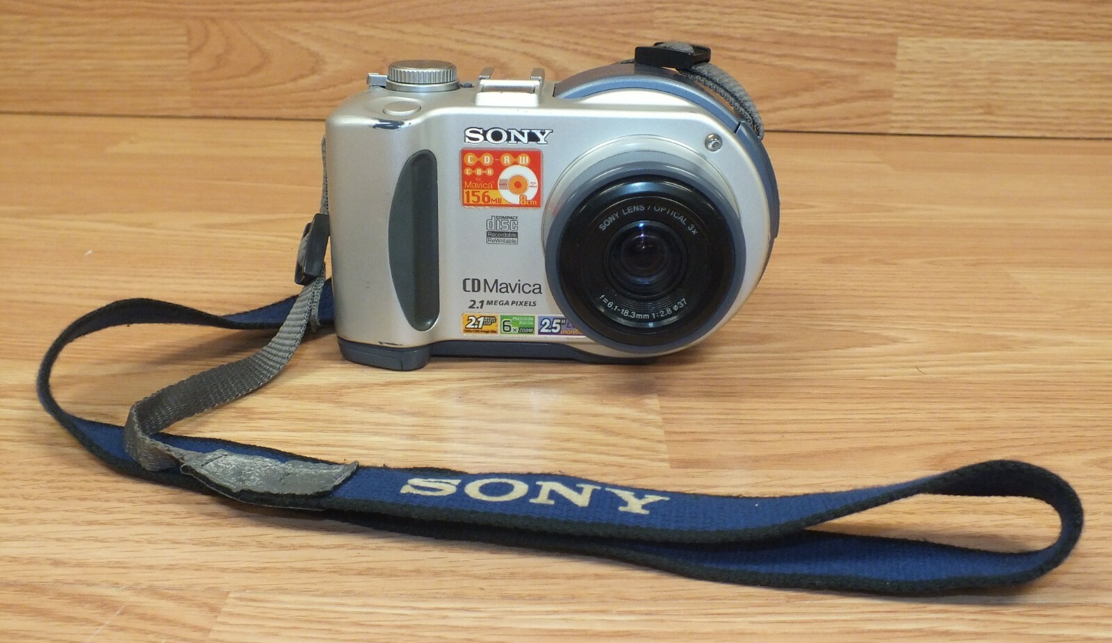 SONY MVC-CD200 CD Mavica デジタルスチルカメラ Sony MVC-CD200 Review: Digital Photography Review
