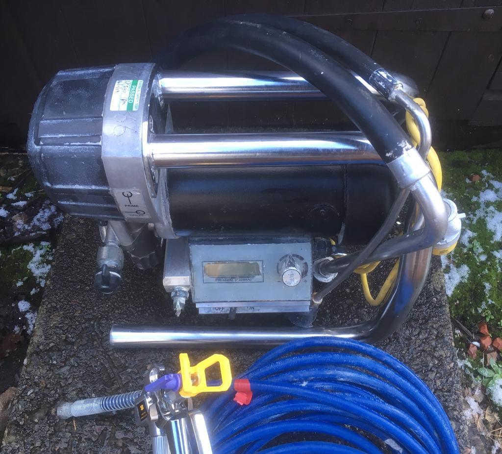 Airlessco Graco airless paint sprayer. in Helensburgh, Argyll and