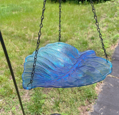 Wavy Outdoor Hanging Bird Bath- Garden Decoration for Lawn, Wild Bird Feeder NIB