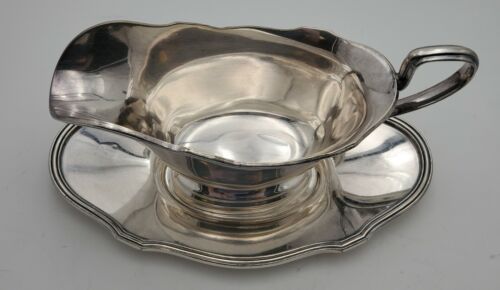 Silverplated Gravy Boat and Underplate Vintage
